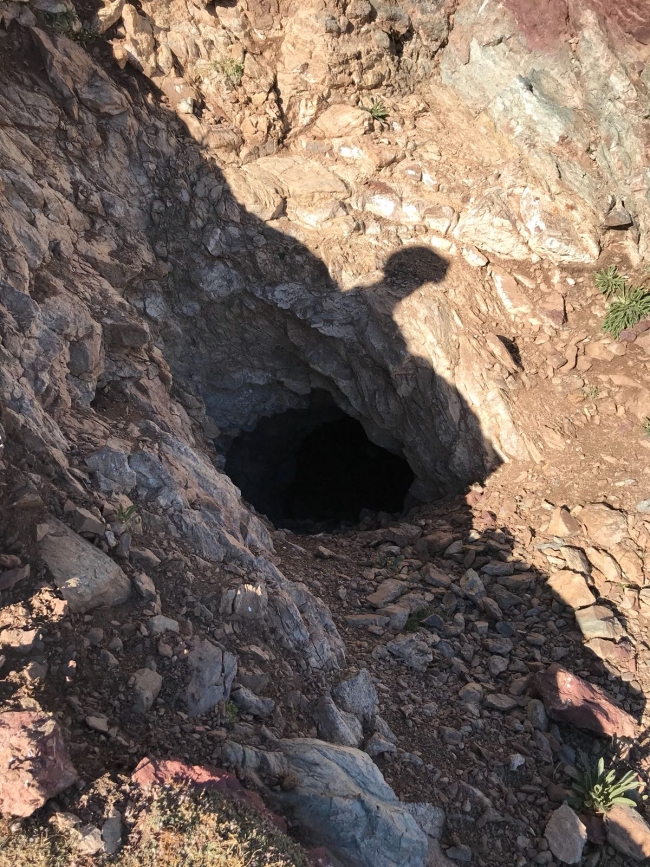 Komandolar teröristlerin "girilemez" dediği inlerine girdi